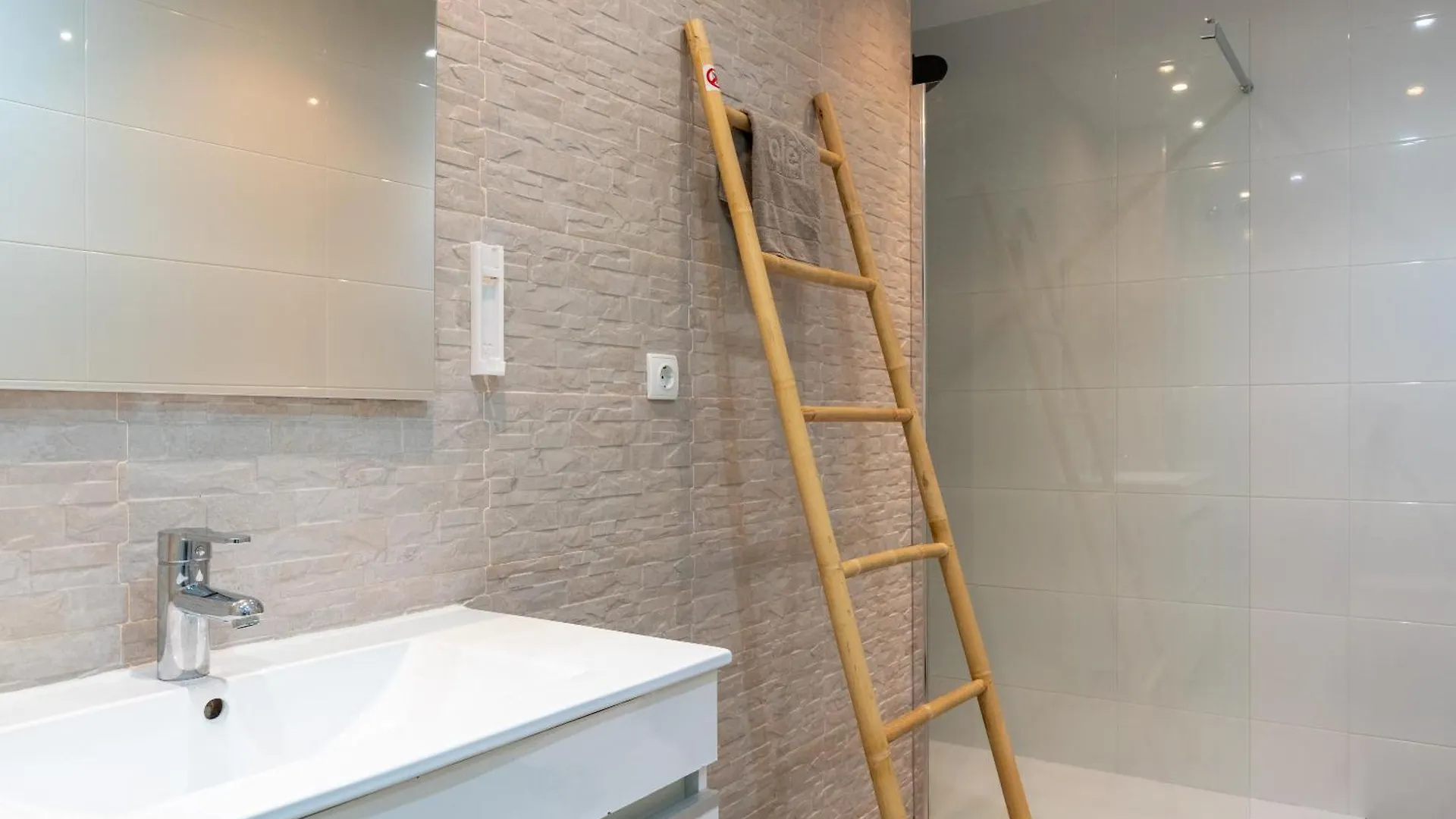 Apartamento San Isidoro - Olehousing Seville